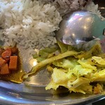 カーリー・テーブル - 