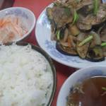 中華 虎楽 - 豚と茄子の炒め物定食