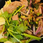 オリエンタル デリ 駒場店 - お肉たっぷりムータクライ