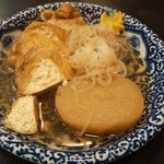 oshokujikisetsuryouriyamaichi - おでんは食べやすく切ってくれます。