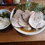 横浜家系ラーメン 満月家 - 