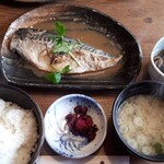 居酒屋ビッグ - サバのみそ煮定食