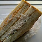 パン家のどん助 - つなと玉子