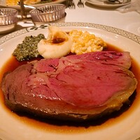 ロウリーズ・ザ・プライムリブ 恵比寿ガーデンプレイス店 - 