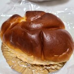 ぱん工房 陽風堂 - クリームパン(150円税)です。