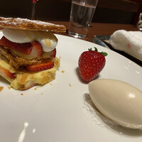 スガラボヴィー - 