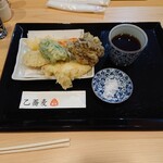 乙蕎麦 - 美味しい天ぷら