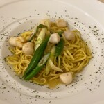 オステリア　オルカドーロ - 九条葱と小柱のペペロンチーノ