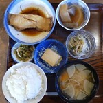 食事処 立花 - 黄金カレイ定食