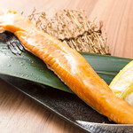 Smoked grilled salmon harasu