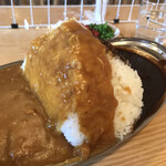 カレーの店 SPICE - まさに小山の様なライスの盛り具合！