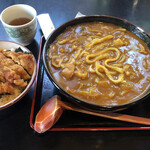 彼方此方 - カレーうどん 830円  大盛　100円