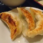 南国亭 - 餃子3個
