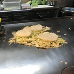 岡家 - 生地の蓋が小っちゃい