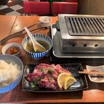 Yakiniku Moumou Kuukuu - 上カルビセット（肉1.5倍無料、ライス大盛無料）　1200円