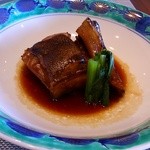 葉山館 - めちゃ美味しい魚のお煮つけでした。