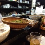 あ食堂 - お惣菜が並んでマス