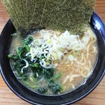 巓 - 並ラーメン＋のり増し、ほうれん草＆ねぎハーフ増し