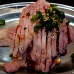 江南焼肉 肉のよいち - 週替わりランチのカルビステーキのアップ