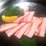 焼肉かくら - 黒豚六白カルビ