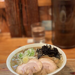 中華蕎麦 春馬 - 数量限定　煮干し塩そば800円