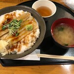 原始焼・二代目・魚々子 - 煮穴子とろろ丼