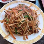 台湾料理 福龍  - ニラレバ