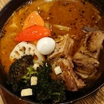 スープカレーGARAKU 札幌本店 - スープカレーを上から。