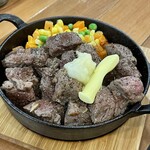 炭火焼き鳥 鳥人 - 牛鉄板焼き