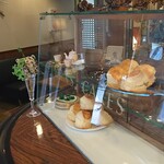 CLOUD TEA ROOM - 