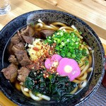 はなちゃんうどん  - 肉２倍のうどんに生姜と唐辛子をトッピング！