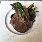 Northern Kitchen～All Day Dining～ - ラム肉は、ボリュームたっぷりで食べ応えあります。プラス400円になります。