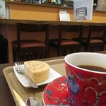 Cafe 195 - コーヒーと店内