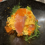 カーサ・デル・チーボ - 八戸産　鮭とイクラ　サフランを練り込んだ冷製タリオリーニ