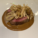 カーサ・デル・チーボ - 琉球いのししロースのアッロースト　ドライポルチーニのソース