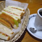 コメダ珈琲店 - ポテトサンドとホット♪
