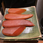 初音鮨 - カラスミ　上がウエット、下がハード仕上げ