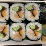 初音鮨 - お土産の太巻