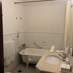 万平ホテル - 部屋（猫足のバスタブ）