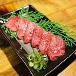 Umami rose (domestic beef)