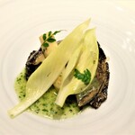 レストラン リューズ - アワビ（佐渡産）とタケノコ　木の芽のアクセント