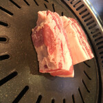 ヨプの王豚塩焼 熟成肉専門店 - 2人前のサムギョプサル