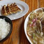 一香軒 - 皿うどんと餃子のセット