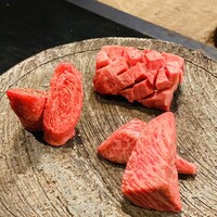 肉匠なか田 本店 - 上から右回りにトロタン、マルシン、クラシタミルフィーユ♡熟成和牛！