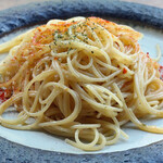 VIVISTYLE カフェと工務店 - オニオンペペロンチーノ、ミックスジュース