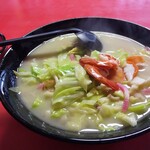 雲龍亭 - 特製チャンポン、￥890。旨味が凄い！