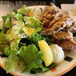 キールズ・バーハウス アオバダイ - 小さなデッシャー1杯分のポテトサラダ付き