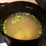 伊藤和四五郎商店 - 鳥スープも付く❗　　特上焼鳥重　1,480円　つくね、ししとう、椎茸、ぼんじり、ねぎま、皮、卵焼き、そぼろも少々