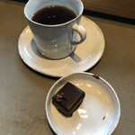 PATISSERIE ASAKO IWAYANAGI - ボンボンショコラ