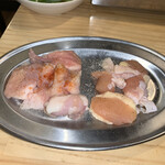 Taishuu Horumon Yakiniku Kemuri - 